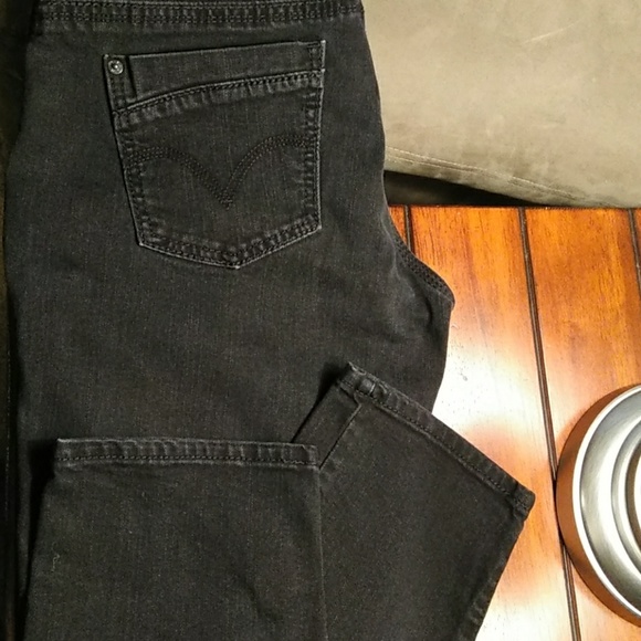 Skinny - Picture 2 of 4